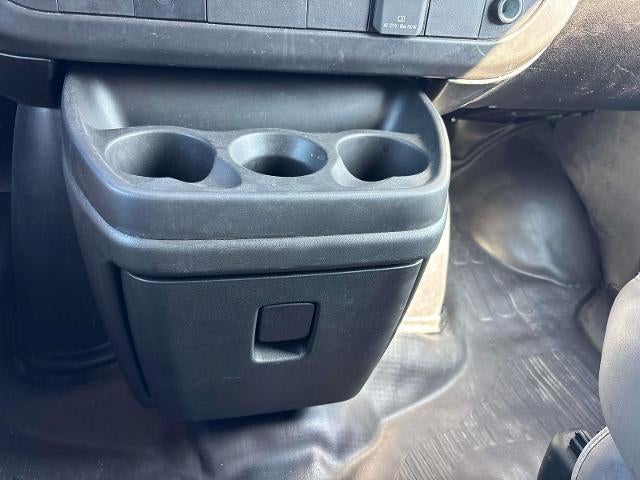 2025 GMC Savana Cargo Base