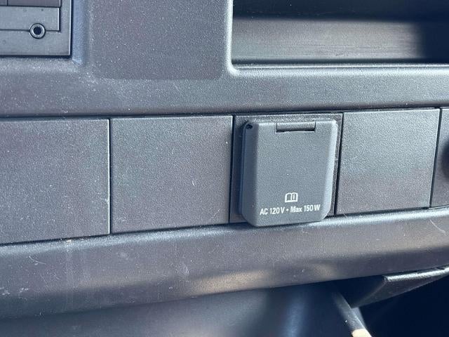 2025 GMC Savana Cargo Base
