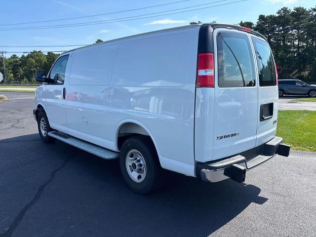 2025 GMC Savana Cargo Base