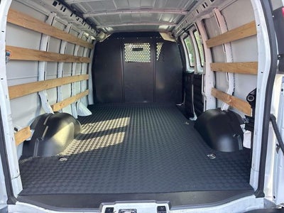 2025 GMC Savana Cargo Base