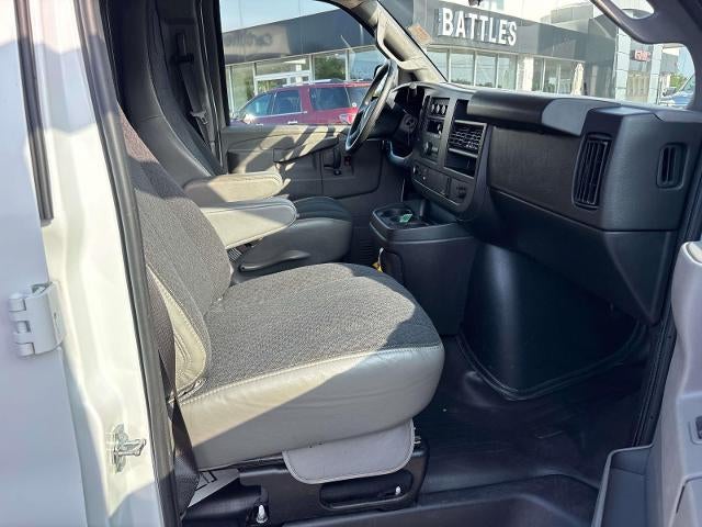 2025 GMC Savana Cargo Base