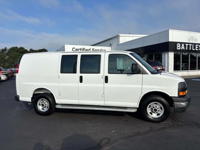 2025 GMC Savana Cargo Base
