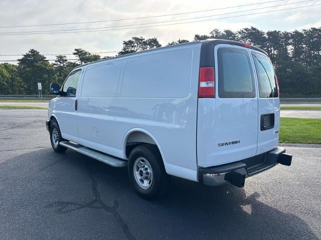 2025 GMC Savana Cargo Base