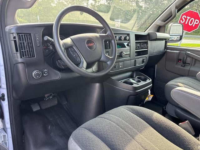 2025 GMC Savana Cargo Base