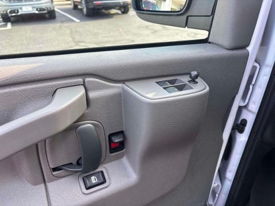 2025 GMC Savana Cargo Base