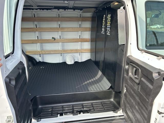 2024 GMC Savana Cargo 2500 Base