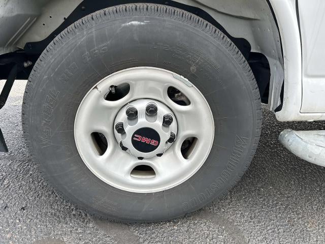 2024 GMC Savana Cargo 2500 Base