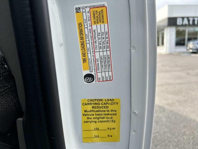 2024 GMC Savana Cargo 2500 Base