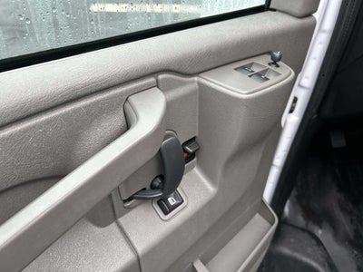2024 GMC Savana Cargo 2500 Base