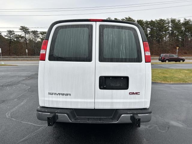 2024 GMC Savana Cargo 2500 Base
