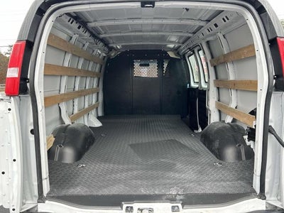 2024 GMC Savana Cargo 2500 Base