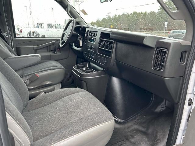 2024 GMC Savana Cargo 2500 Base