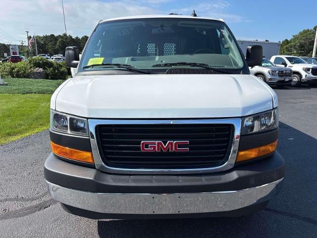 2025 GMC Savana Cargo Base