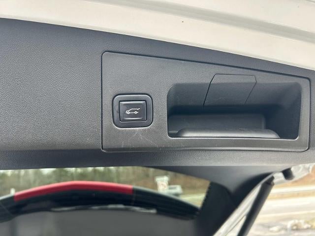 2022 Cadillac XT5 AWD Premium Luxury