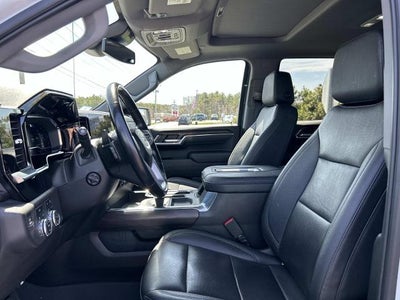 2022 GMC Sierra 1500 SLT