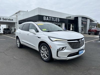 2023 Buick Enclave Essence