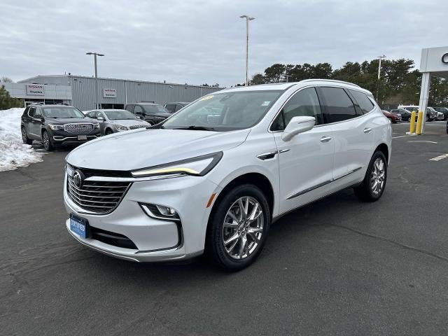 2023 Buick Enclave Essence