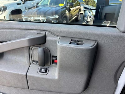 2025 GMC Savana Cutaway 3500 Base