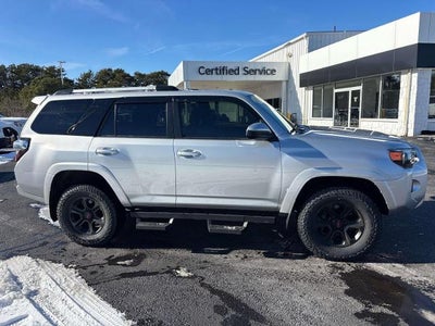 2022 Toyota 4Runner SR5