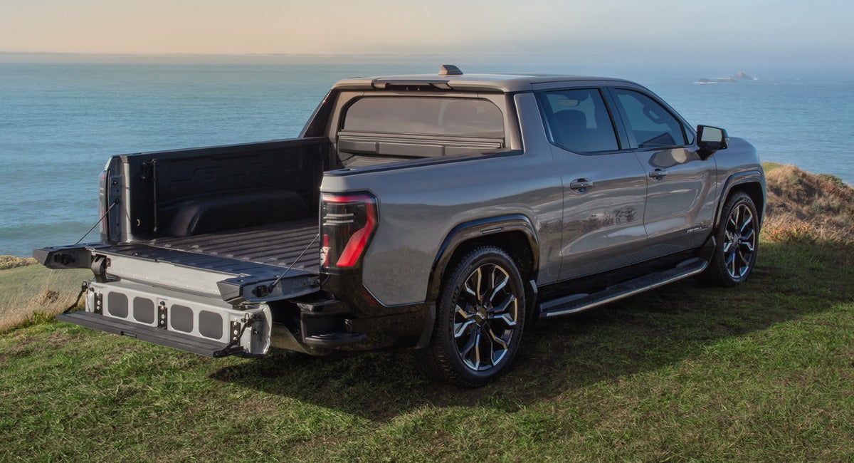 Battles Buick GMC in Bourne MA